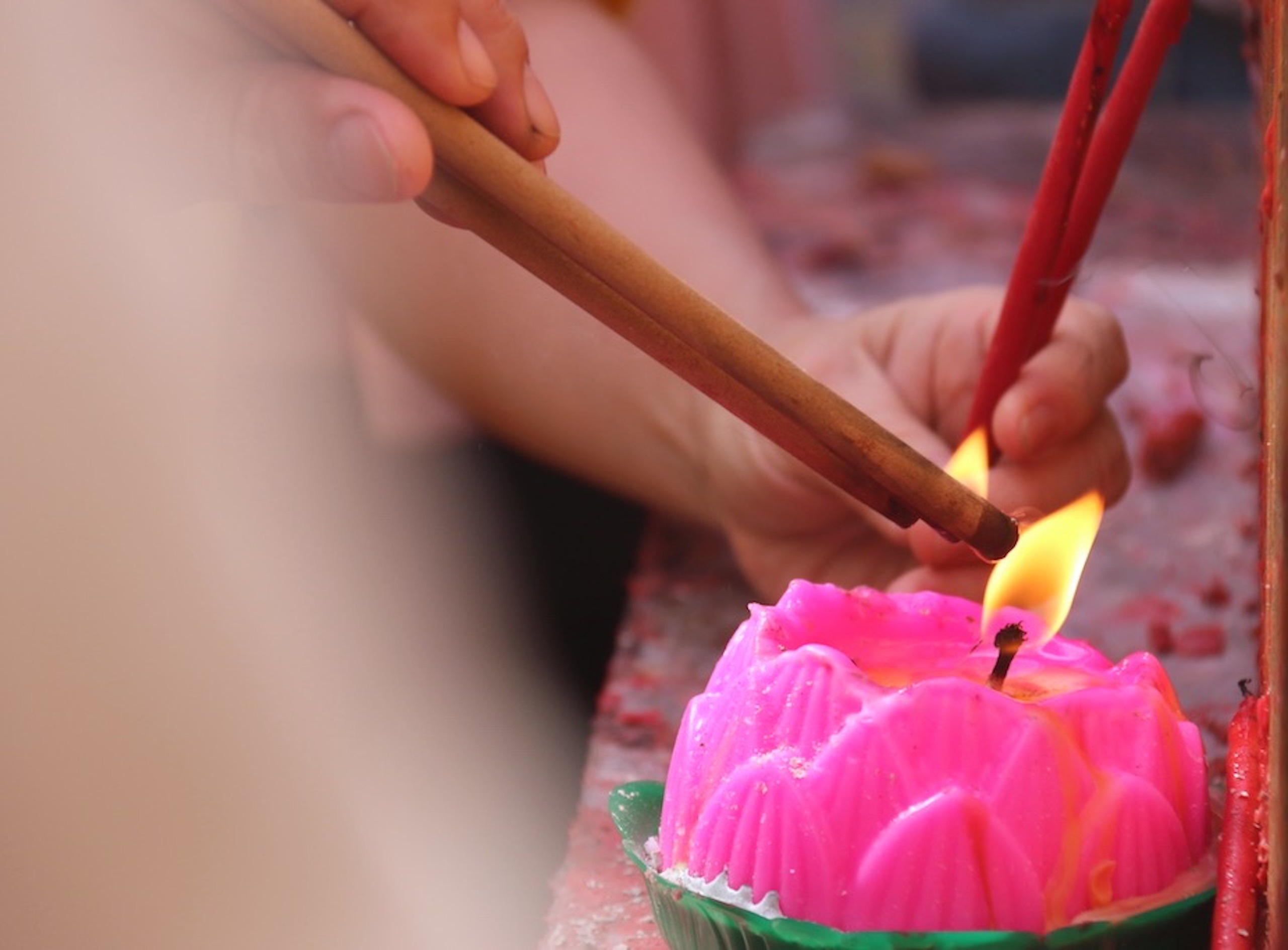 THE ANCIENT ART OF SMUDGING